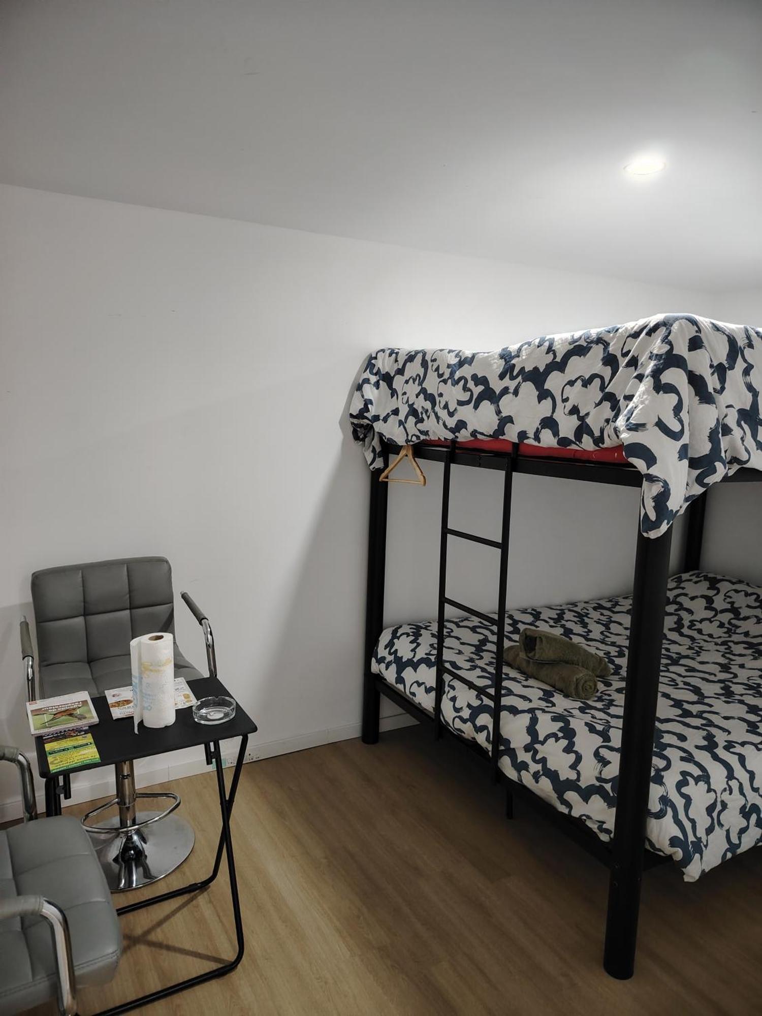 Locatif Gare Lille Europe Souvenir Bed & Breakfast Exterior photo